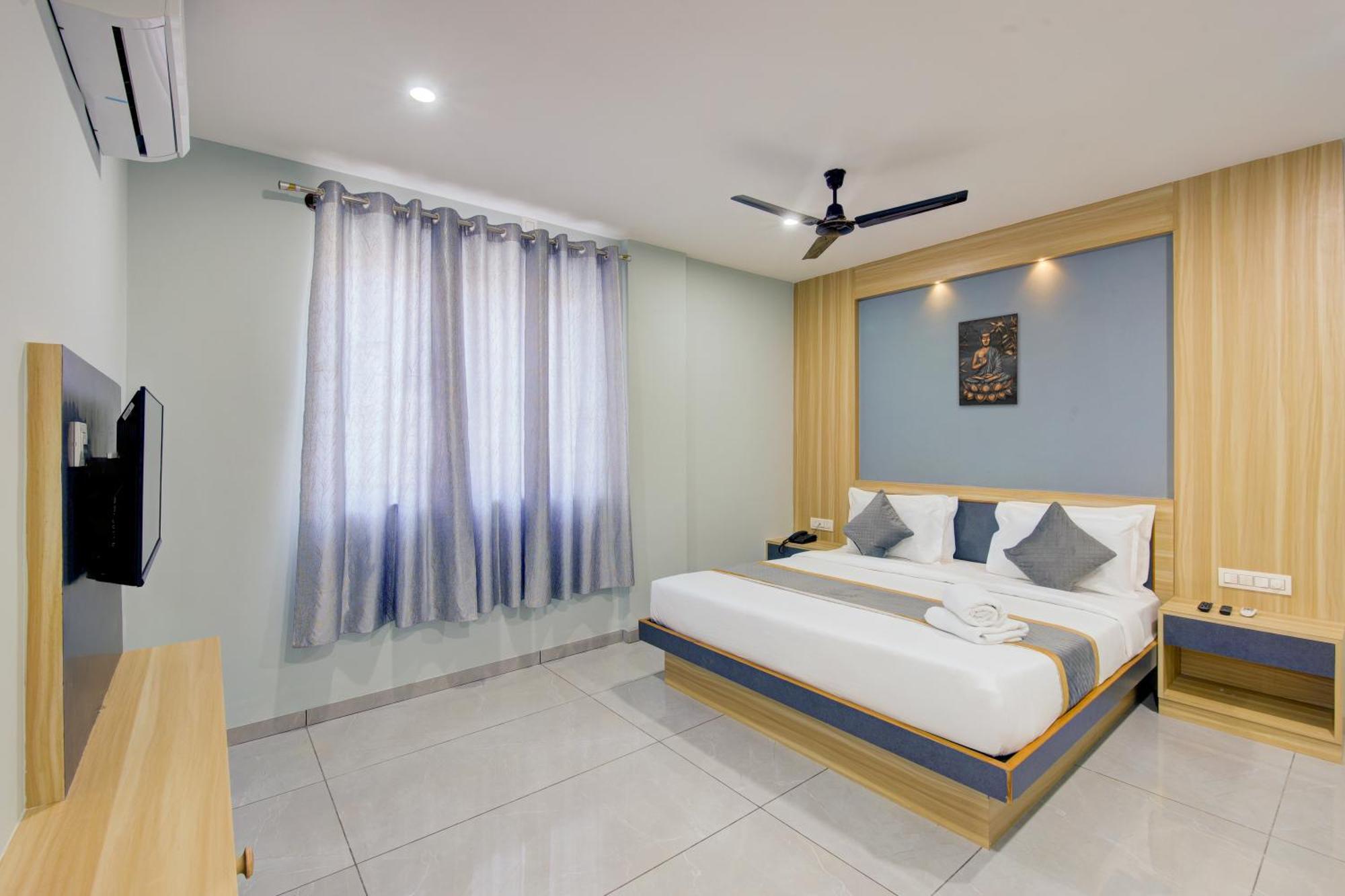Hotel Park Lane Yelahanka 班加罗尔 外观 照片