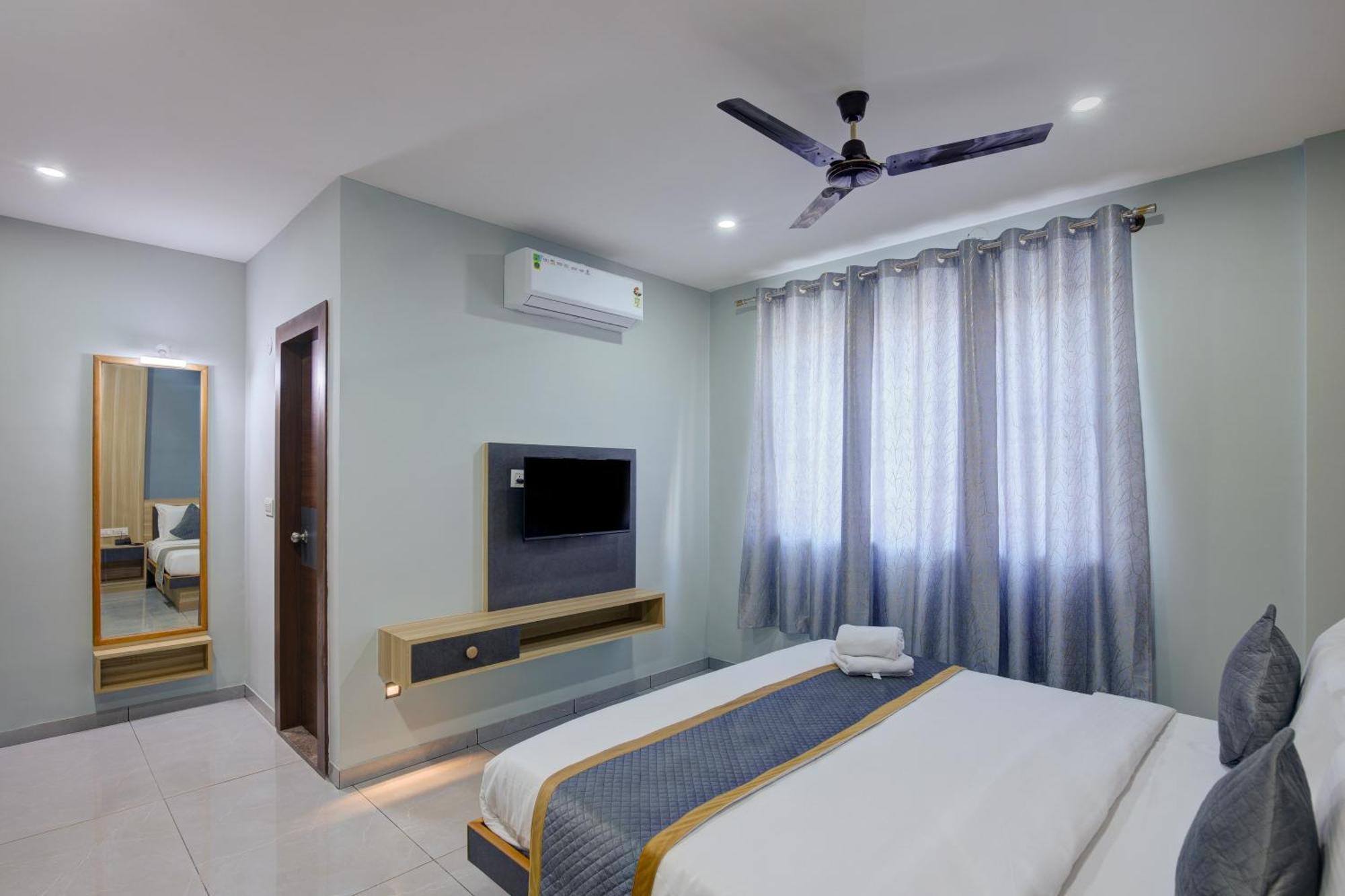 Hotel Park Lane Yelahanka 班加罗尔 外观 照片