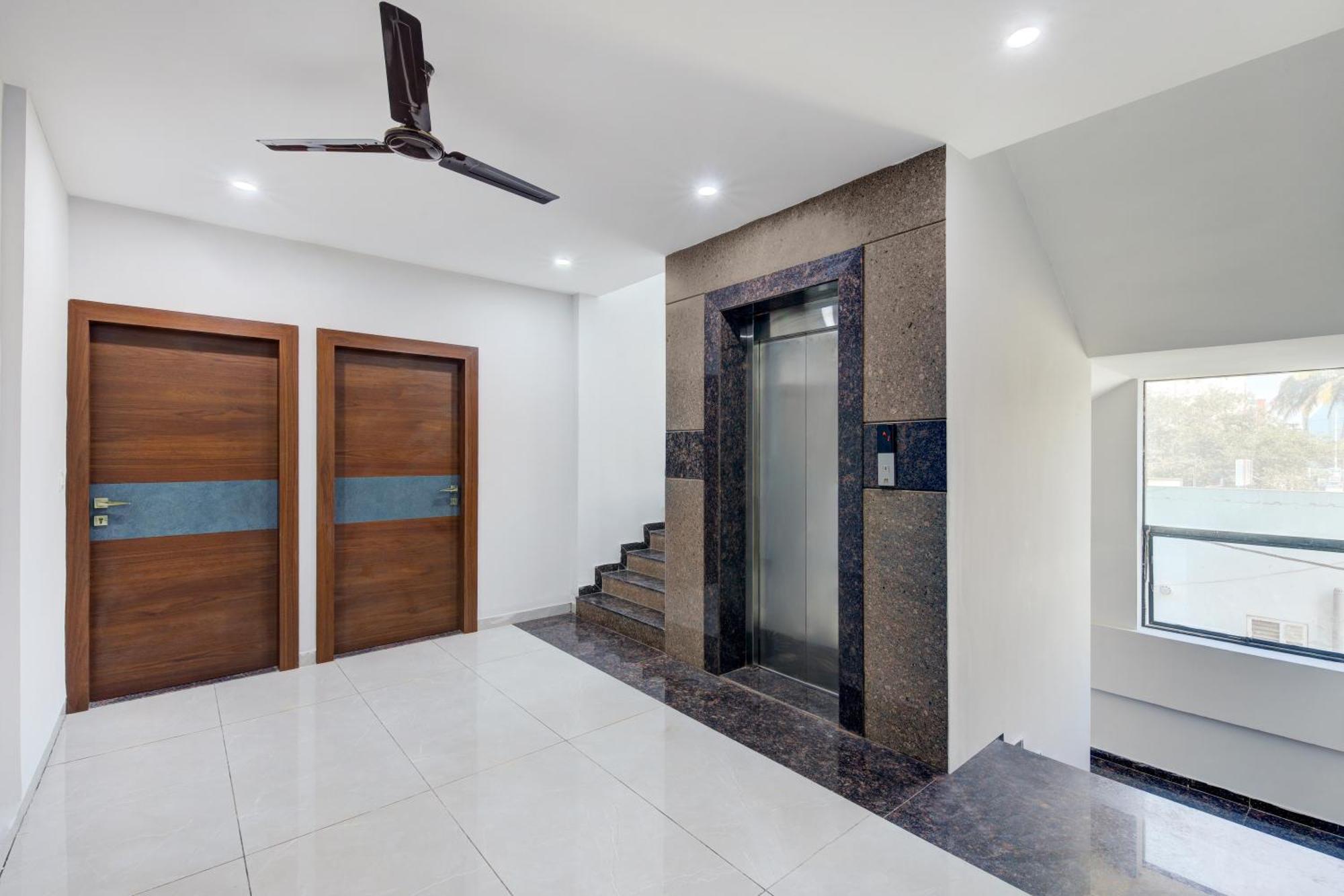 Hotel Park Lane Yelahanka 班加罗尔 外观 照片