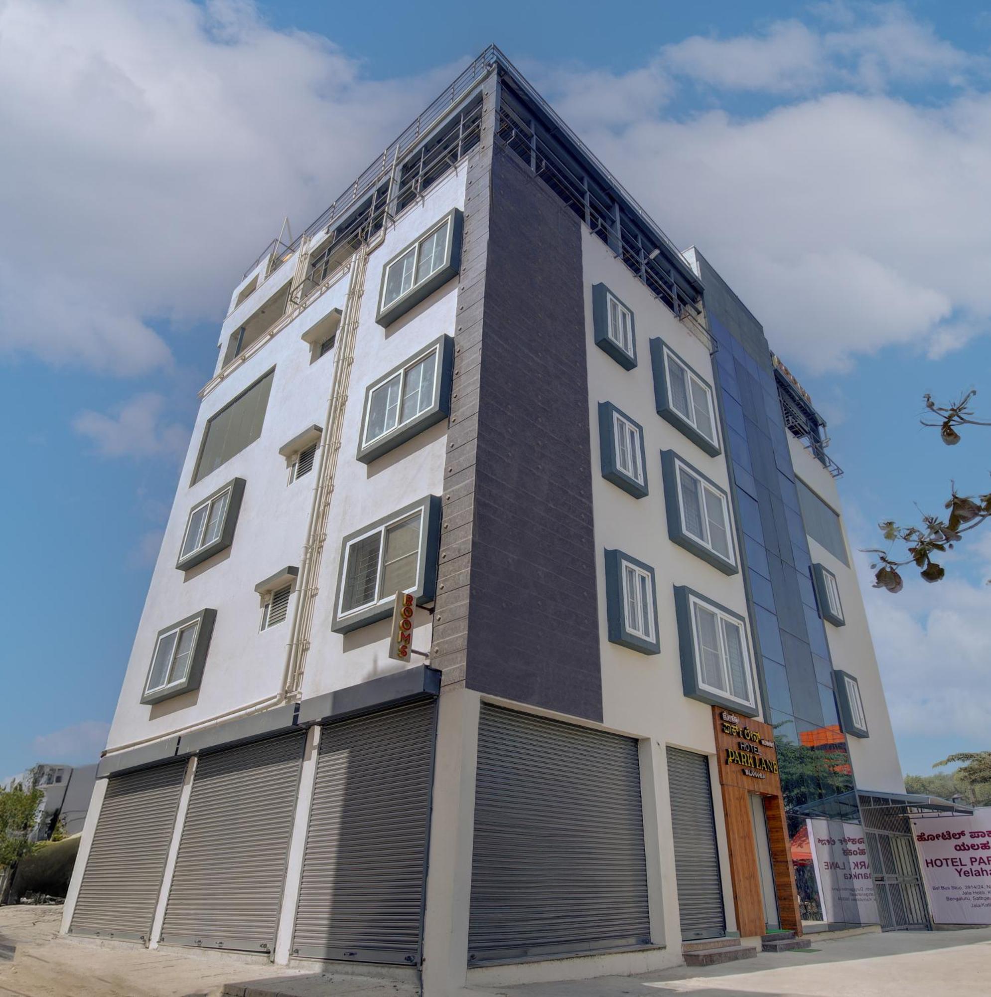 Hotel Park Lane Yelahanka 班加罗尔 外观 照片